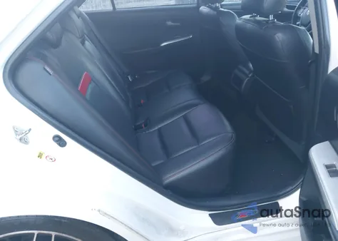 2014 Toyota Camry Se z USA, uszkodzony, nr VIN 4T1BF1FK2EU759914